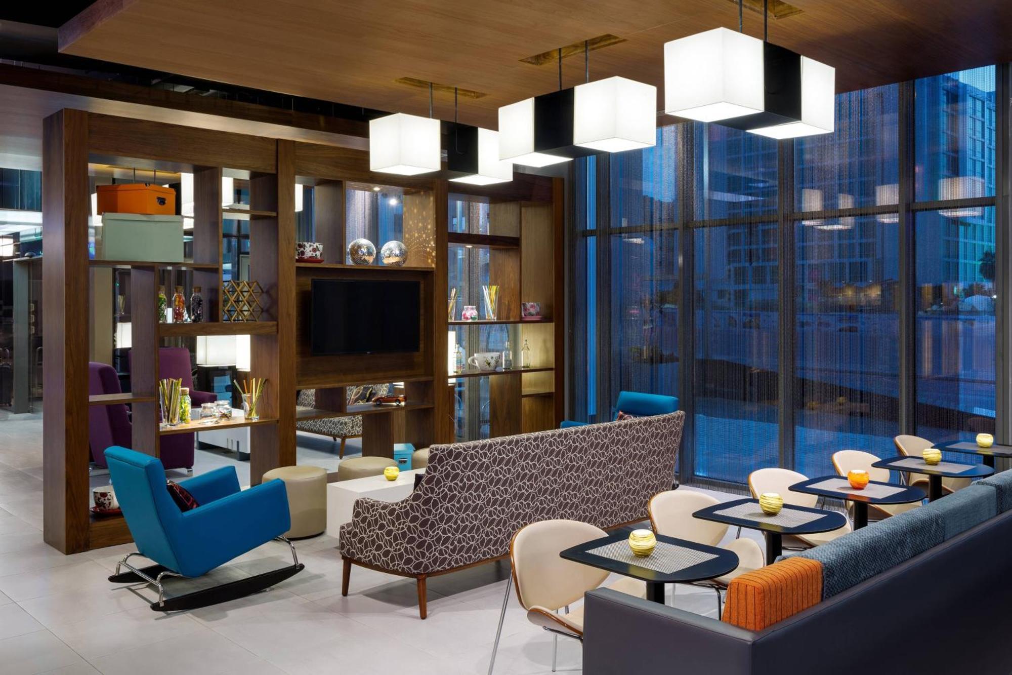 Aloft Hotel